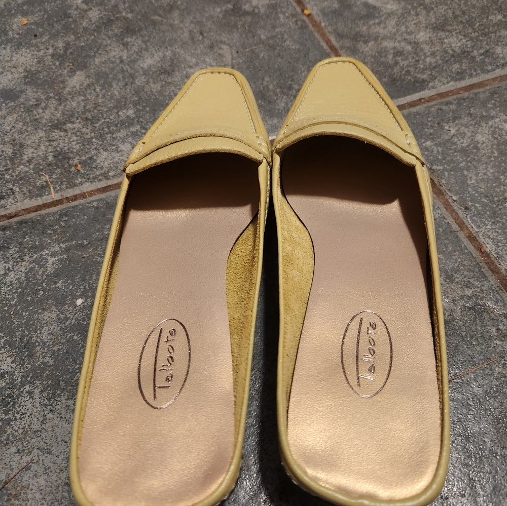 Talbots Meadow Caitlin Mules - Picture 3 of 6